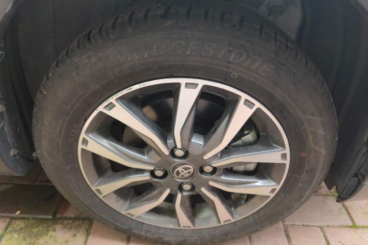 Used Toyota YARiS L Zhi Xuan 2021 X-Trail 1.5L CVT Luxury Edition