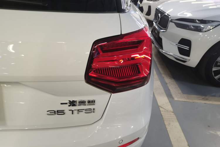 Used Audi Q2L 2020 35 TFSI Fashionable and Elegant Model
