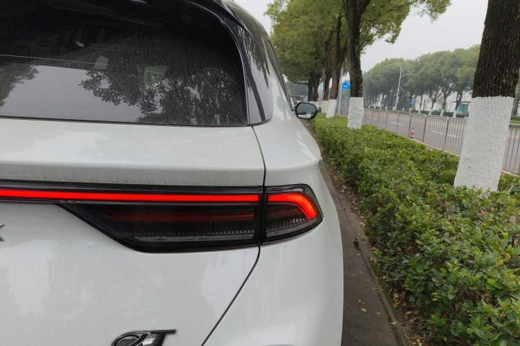 Used ARCFOX Alpha T 2022 653S 160kW
