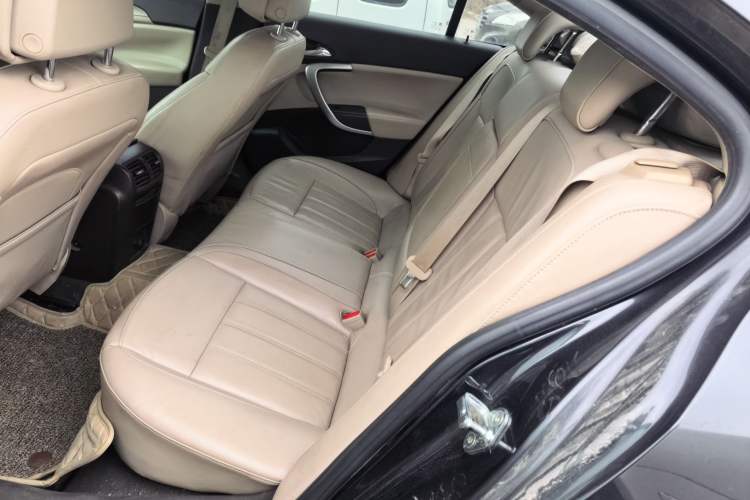 Used Buick Regal 2012 2.0L Luxury Edition Left Rear Seat