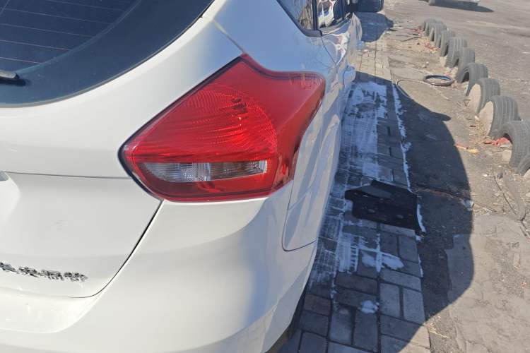 Used Ford Focus 2015 Hatchback 1.6L Automatic Comfort Model
