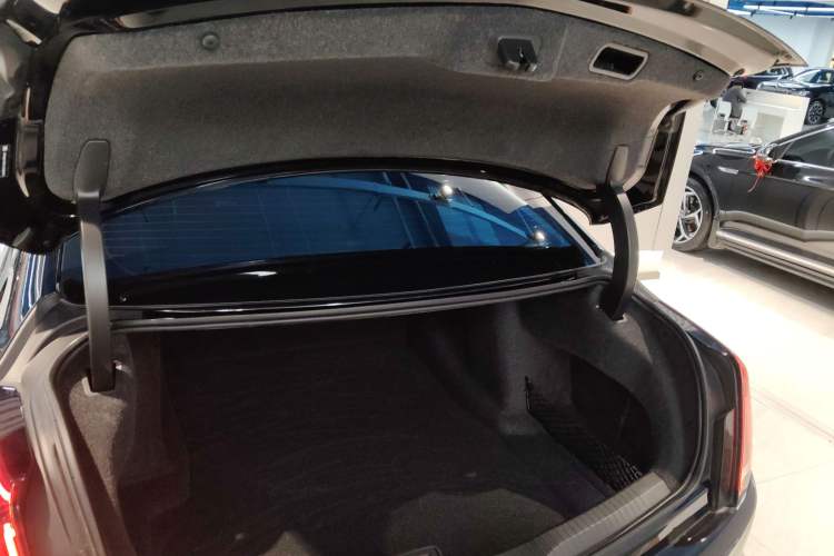 Used Cadillac CT6 2022 28T Luxury Edition Trunk