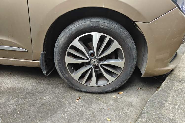 Used Dongfeng Aeolus A60 2016 1.6L Automatic Luxury Model