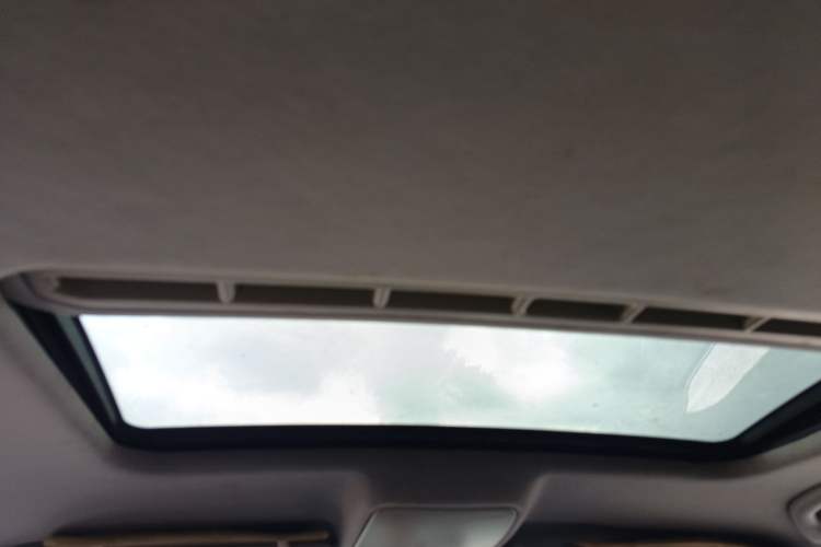 Used Volkswagen Bora 2013 1.4T Automatic Luxury Model Headliner