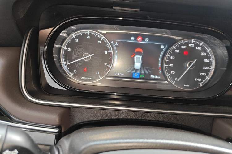 Used GAC Trumpchi M6 2019 270T Automatic Luxury Edition (6-seater) - China V Standard
