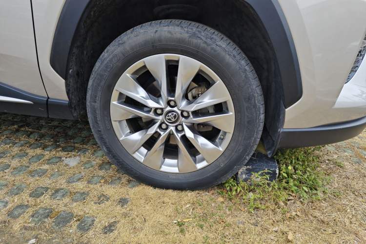 Used Toyota Wildlander 2021 Dual-Engine 2.5L E-CVT Two-Wheel Drive Luxury Edition