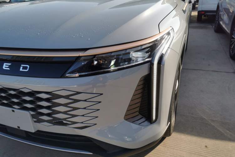 Used EXEED Stellar 2023 400T Two-Wheel Drive Comfort Edition