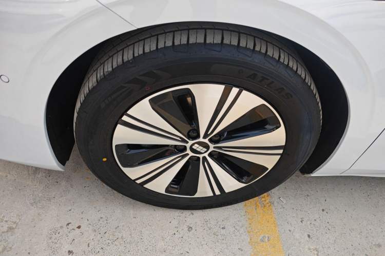 Used Geely Galaxy A7 2025 Model EM-i 150km Exploration+ Edition