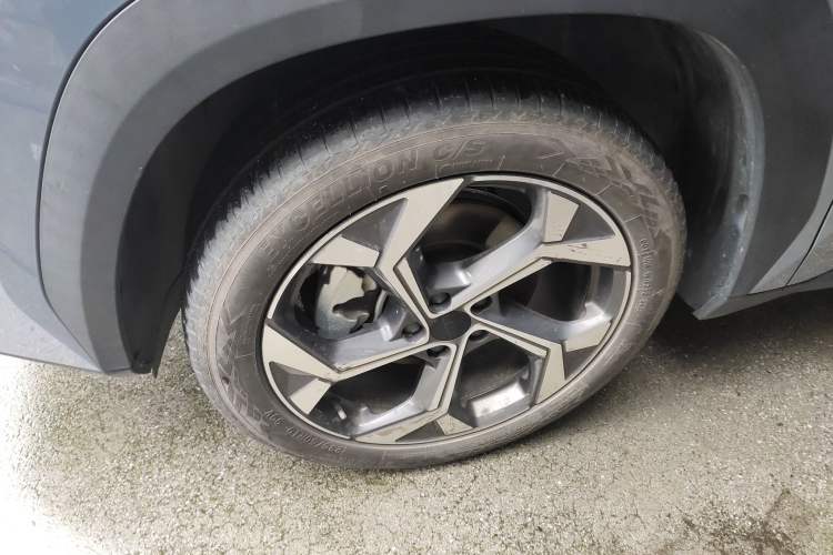 Used Geely Auto FX11 2023 2.0TD DCT Prestige Edition
