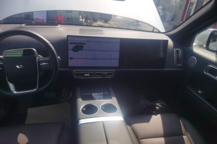 Used Li Auto L9 2022 Max model