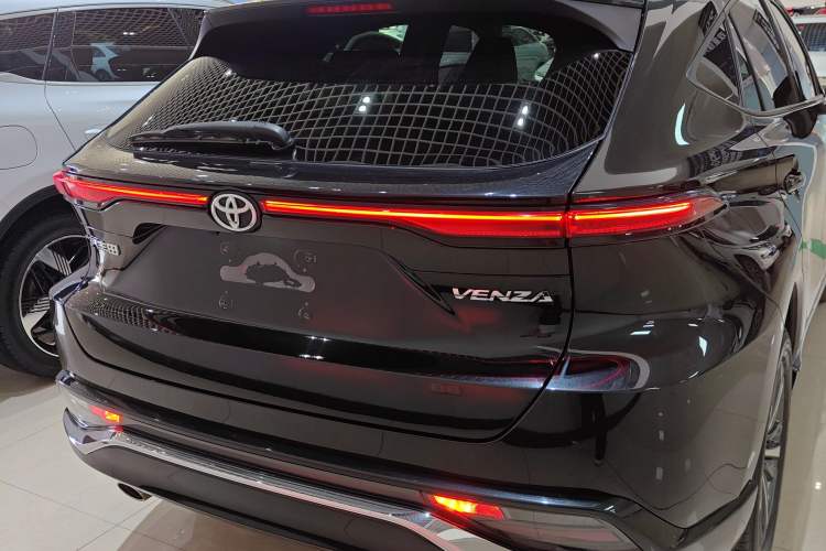 Used Toyota Venza 2022 2.0L CVT Two-Wheel Drive Luxury Edition
