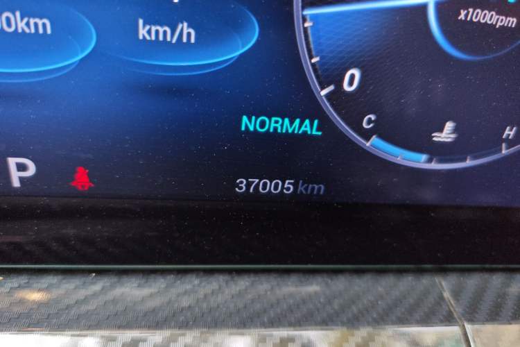 Used Chery Tiggo 7 PLUS 2023 1.6 TGDI DCT Prestige Edition Odometer Close Up