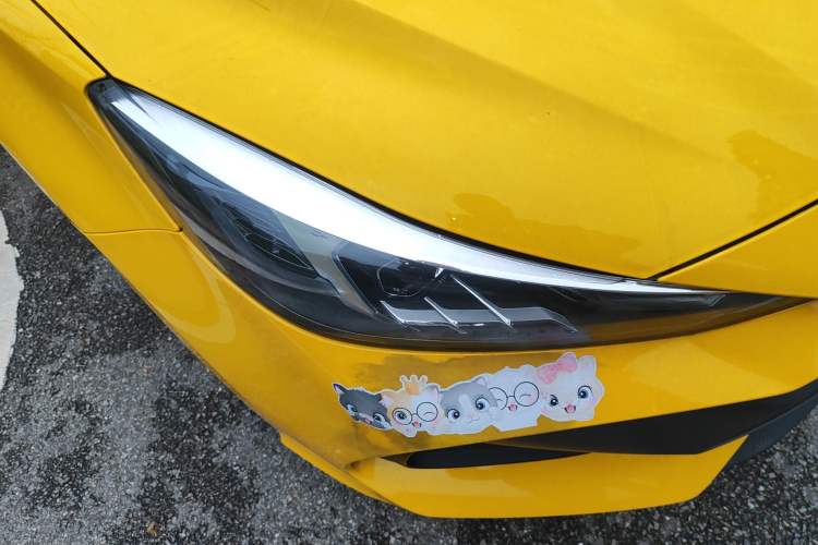 Used MG 5 2023 180 DVVT CVT Luxury Edition Right Front Headlight