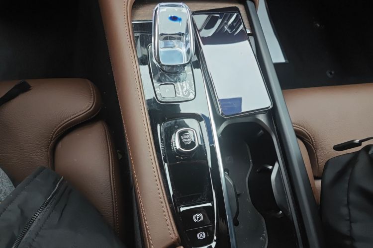 Used Volvo S90 2025 B5 Zhiyuan Luxury Edition Gear Lever