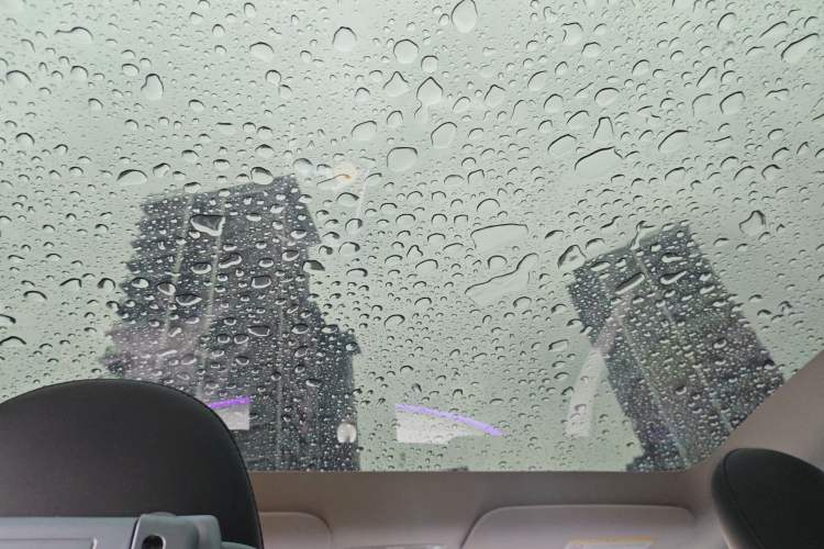 Used Tesla Model Y 2024 Long-Range All-Wheel-Drive Version
