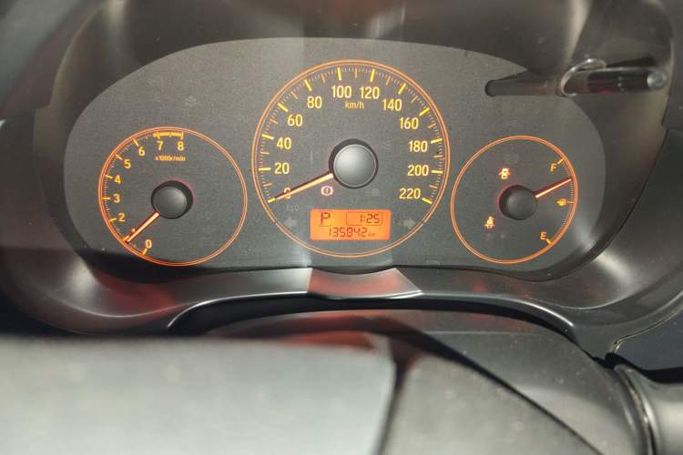 Used Honda City 2015 1.5L CVT Comfort Version Odometer Close Up