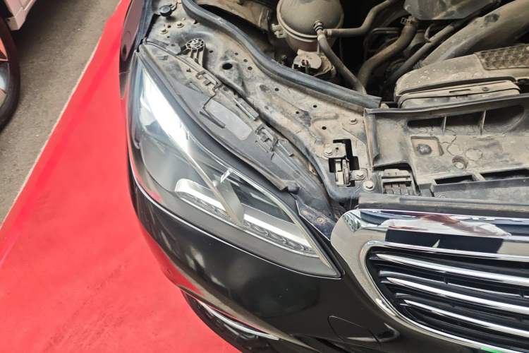 Used Mercedes-Benz E-Class 2015 E 200 L
