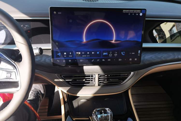 Used Denza D9 2024 DM-i 980 Four-Wheel Drive Prestige Model
