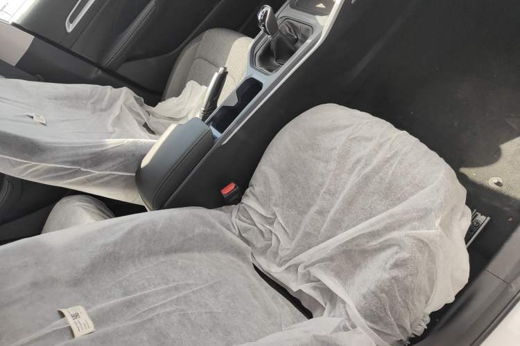 Used Geely Auto Emgrand 2025 4th Generation 1.5L Manual - Starry Edition