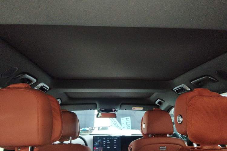 Used Li Auto L8 2024 Pro Model Headliner