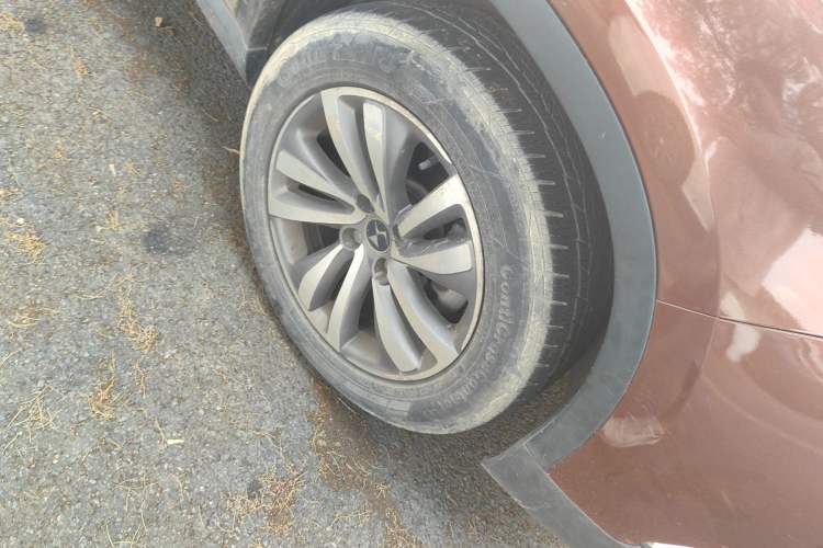 Used DS 6 2014 1.6T Luxury Edition THP160 Right Front Wheel Hub