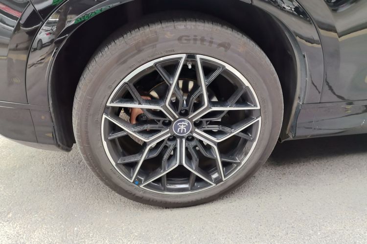 Used BYD Song L EV 2025 Intelligent Driving Version 602 km Range LiDAR-equipped All-Wheel-Drive Type
