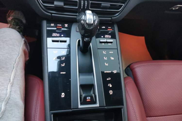 Used Porsche Macan 2022 Macan 2.0T Gear Lever