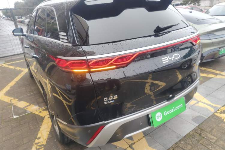 Used BYD Frigate 07 2024 HONOR Edition DM-i 100KM Luxury Model
