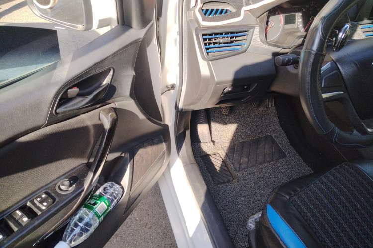 Used Baojun 310 2020 1.2L Manual Comfort Edition