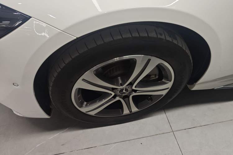 Used Mercedes-Benz C-Class 2022 Restyled C 200 L Sport Edition Left Front Wheel Hub