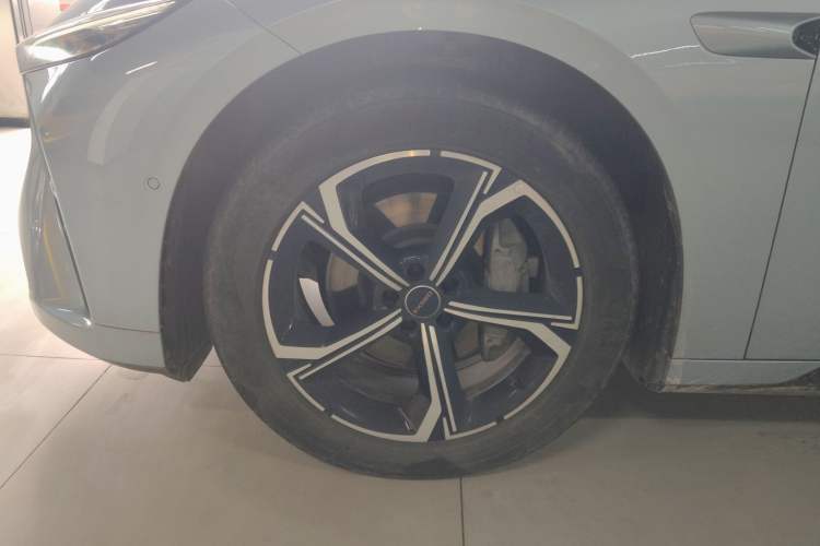 Used EXEED Star Era ES 2024 Max Long-Range Version Left Front Wheel Hub