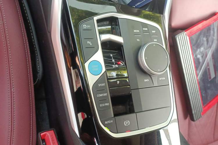 Used BMW i3 2024 eDrive 35 L
