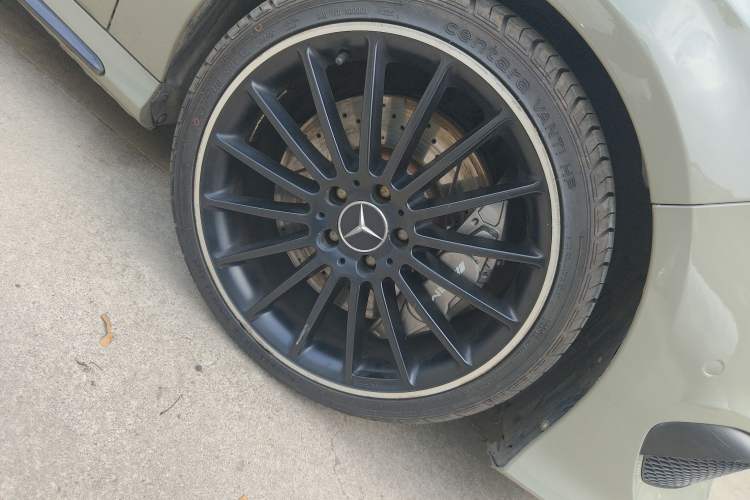 Used Mercedes-Benz CLA AMG 2014 AMG CLA 45 4MATIC Right Front Wheel Hub