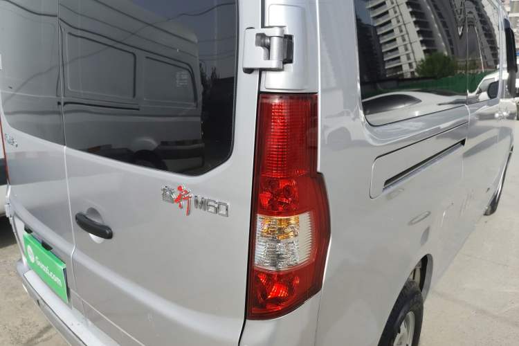 Used CHANGAN KAICHENG Ruixing M60 2023 1.5L GDI Comfort-Class Passenger Vehicle 6/7 Seats Exterior 3