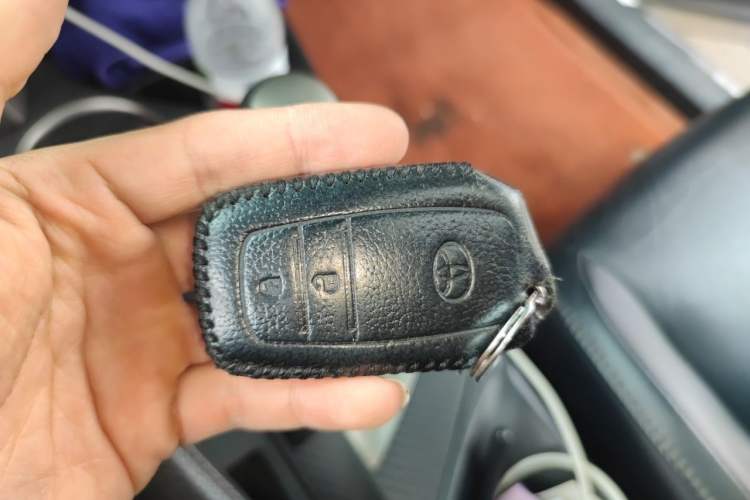 Used Toyota RAV4 2015 2.5L Automatic 4x4 Elite Edition
