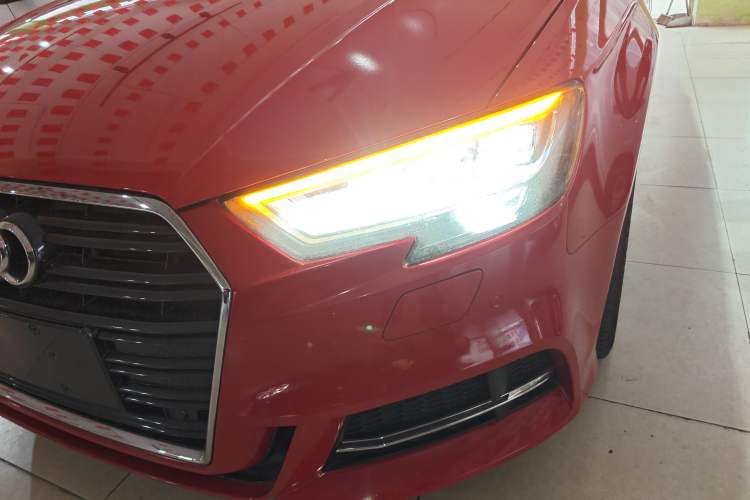 Used Audi A3 2019 Sportback 35 TFSI Fashion Edition China V