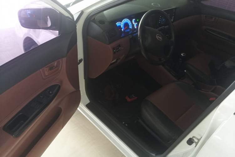 Used BYD F3 2012 Energy-Saving Model 1.5L Manual Comfort Version