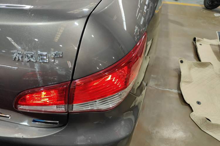 Used Nissan Sylphy 2018 Classic 1.6XE CVT Comfort Edition Exterior 3