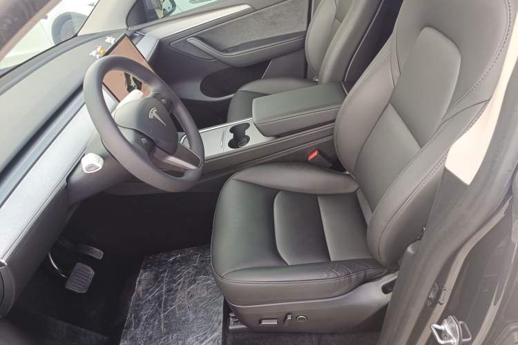 Used Tesla Model Y 2024 Rear-Wheel-Drive Version