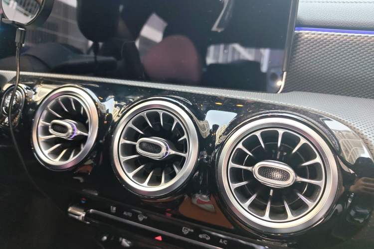 Used Mercedes-Benz A-Class 2020 A 200 L Audio And AC Panel