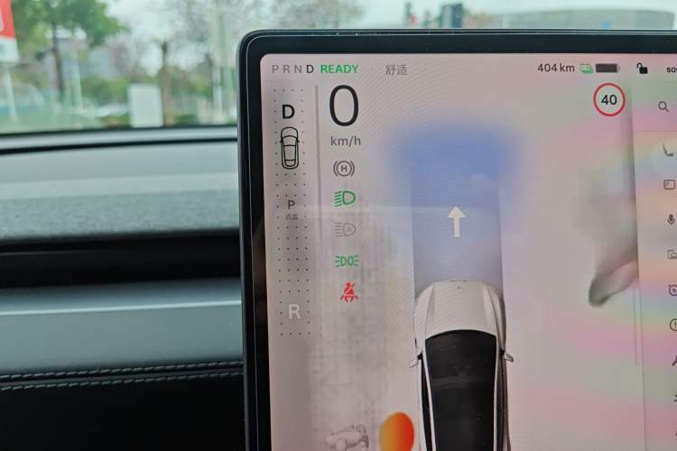 Used Tesla Model Y 2025 Rear-Wheel-Drive Version
