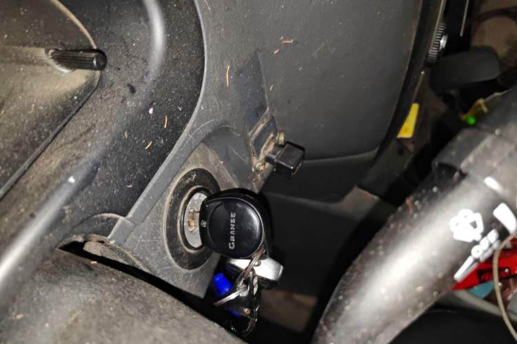 Used Jinbei Express 2017 2.0L Standard Version V19
