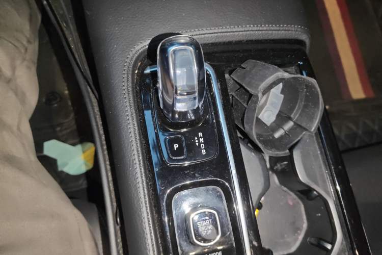 Used Volvo S90 New Energy 2019 T8 e-Drive Hybrid Intelligent Luxury Version China VI Standard
