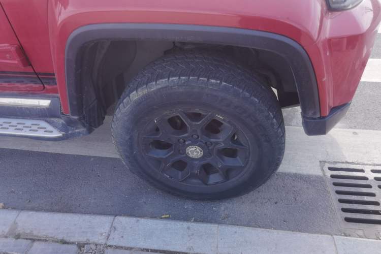 Used BAIC Off-Road BJ40 2018 PLUS 2.0T Manual Four-Wheel Drive Premium Edition China V