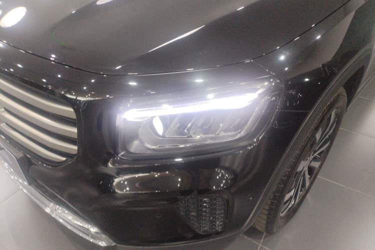 Used Mercedes-Benz GLB 2024 Refresh GLB 220 Fashion Edition Left Front Headlight