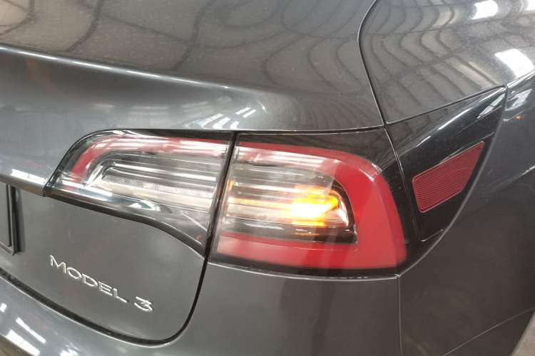 Used Tesla Model 3 2020 Revised Version Standard Range Rear-Wheel Drive – Upgraded Edition Exterior 3