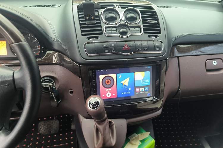 Used Mercedes-Benz Vito 
