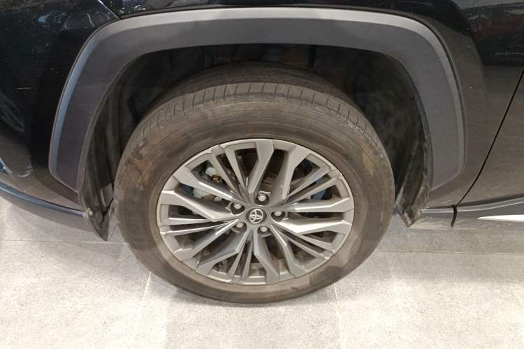 Used Toyota Wildlander 2023 Dual-Motor 2.5L E-CVT Four-Wheel Drive Prestige Edition
