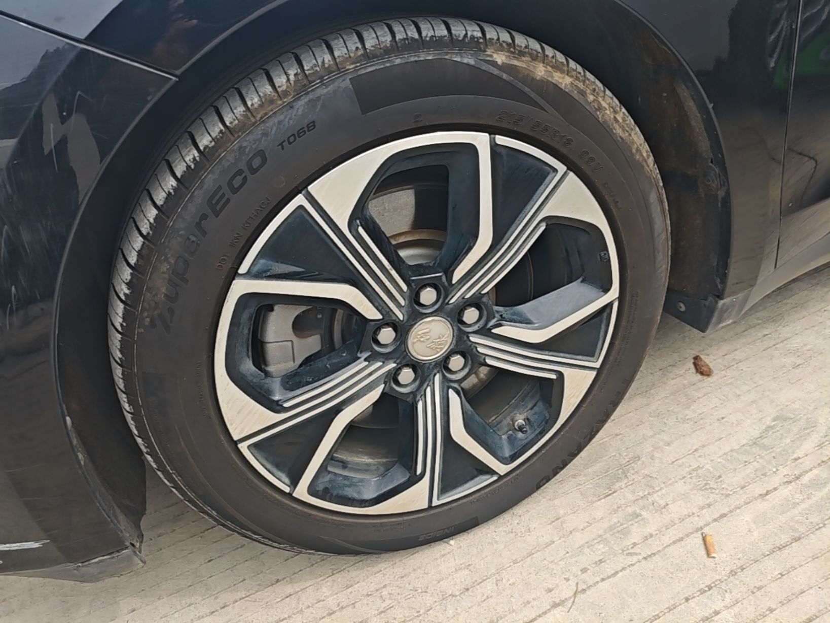 Hongqi E-QM5 2023 Revised Version Basic Travel Edition — снимка 10