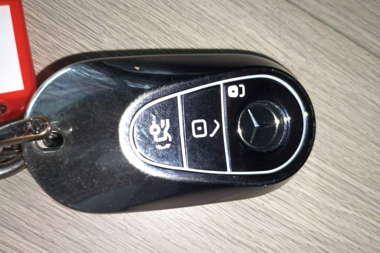 Used Mercedes-Benz EQS SUV 2023 450 4MATIC Pioneer Edition Vehicle Key
